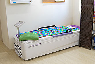 ウォーターマッサージベッド